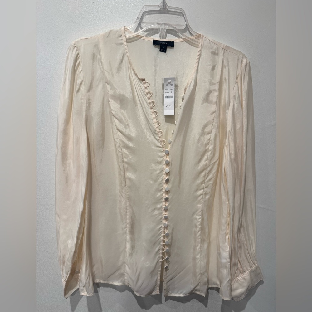 J. Crew Eco Cupro-Blend Covered Button Top Womens Size 8 - NWT - Picture 3 of 5